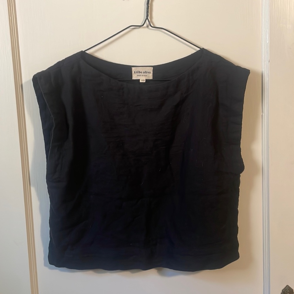 Tribe Alive | black cotton loose crop top, cap sleeves
